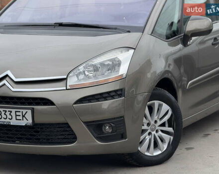 Ситроен С4 Пикассо 2010 в Бердичеве на Automoto.ua Коричневый Ситроен С4 Пикассо, объемом двигателя 1.6 л и пробегом 225 тыс. км за 4150 $, фото 1 на Automoto.ua