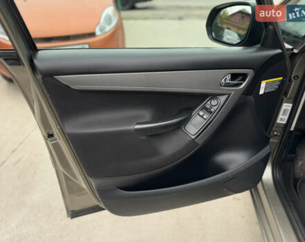 Ситроен С4 Пикассо 2010 в Бердичеве на Automoto.ua Коричневый Ситроен С4 Пикассо, объемом двигателя 1.6 л и пробегом 225 тыс. км за 4150 $, фото 15 на Automoto.ua