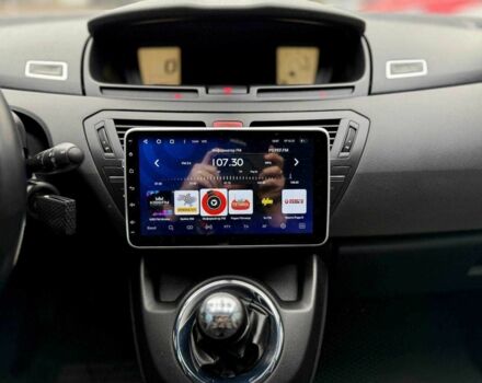 Коричневый Ситроен С4 Пикассо, объемом двигателя 1.6 л и пробегом 257 тыс. км за 6999 $, фото 17 на Automoto.ua