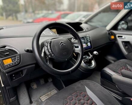 Коричневый Ситроен С4 Пикассо, объемом двигателя 1.6 л и пробегом 257 тыс. км за 6999 $, фото 7 на Automoto.ua