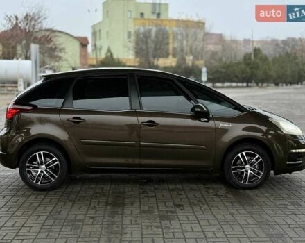 Коричневый Ситроен С4 Пикассо, объемом двигателя 1.6 л и пробегом 257 тыс. км за 6999 $, фото 2 на Automoto.ua