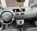 Коричневый Ситроен С4 Пикассо, объемом двигателя 1.6 л и пробегом 225 тыс. км за 7000 $, фото 21 на Automoto.ua