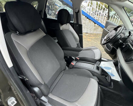 Коричневый Ситроен С4 Пикассо, объемом двигателя 1.6 л и пробегом 238 тыс. км за 11700 $, фото 32 на Automoto.ua