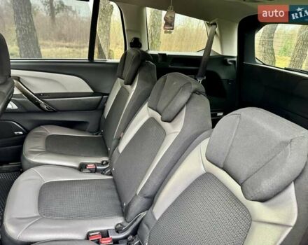 Коричневый Ситроен С4 Пикассо, объемом двигателя 2 л и пробегом 215 тыс. км за 9999 $, фото 34 на Automoto.ua