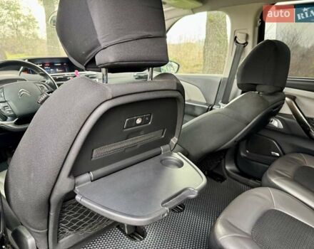 Коричневый Ситроен С4 Пикассо, объемом двигателя 2 л и пробегом 215 тыс. км за 9999 $, фото 33 на Automoto.ua