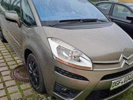 Сітроен С4 Пікассо 2006 у Ужгороді на Automoto.ua Коричневий Сітроен С4 Пікассо, об'ємом двигуна 2 л та пробігом 200 тис. км за 2351 $, фото 1 на Automoto.ua