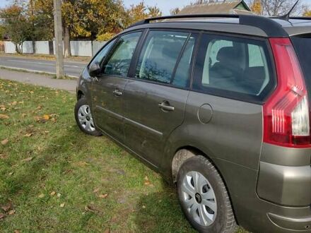Ситроен С4 Пикассо 2008 в Хмельницком на Automoto.ua Коричневый Ситроен С4 Пикассо, объемом двигателя 1.6 л и пробегом 267 тыс. км за 6200 $, фото 1 на Automoto.ua