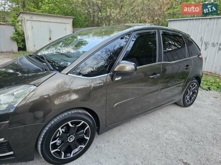 Коричневий Сітроен С4 Пікассо, об'ємом двигуна 1.56 л та пробігом 250 тис. км за 7500 $, фото 1 на Automoto.ua