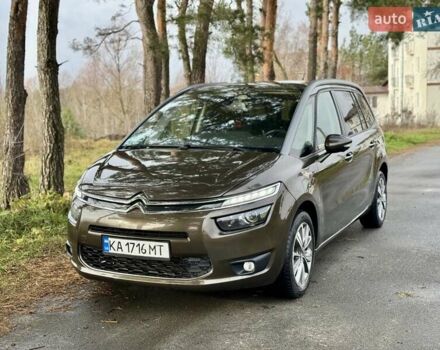 Коричневый Ситроен С4 Пикассо, объемом двигателя 2 л и пробегом 215 тыс. км за 9999 $, фото 1 на Automoto.ua