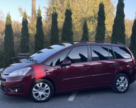 Червоний Сітроен С4 Пікассо, об'ємом двигуна 1.6 л та пробігом 215 тис. км за 6350 $, фото 7 на Automoto.ua