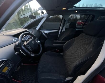 Червоний Сітроен С4 Пікассо, об'ємом двигуна 1.6 л та пробігом 215 тис. км за 6350 $, фото 9 на Automoto.ua