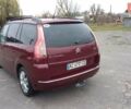 Красный Ситроен С4 Пикассо, объемом двигателя 2 л и пробегом 250 тыс. км за 5000 $, фото 5 на Automoto.ua