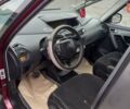 Красный Ситроен С4 Пикассо, объемом двигателя 2 л и пробегом 250 тыс. км за 5000 $, фото 10 на Automoto.ua