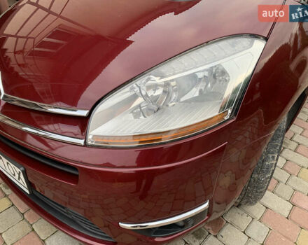 Червоний Сітроен С4 Пікассо, об'ємом двигуна 1.56 л та пробігом 258 тис. км за 4600 $, фото 2 на Automoto.ua