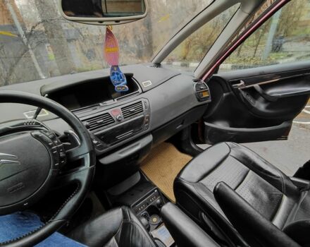 Красный Ситроен С4 Пикассо, объемом двигателя 2 л и пробегом 300 тыс. км за 4500 $, фото 9 на Automoto.ua