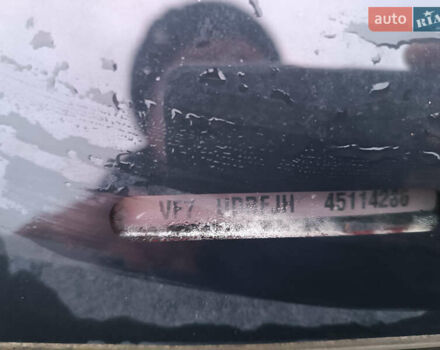 Красный Ситроен С4 Пикассо, объемом двигателя 2 л и пробегом 290 тыс. км за 4200 $, фото 14 на Automoto.ua