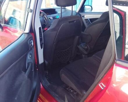 Красный Ситроен С4 Пикассо, объемом двигателя 1.6 л и пробегом 339 тыс. км за 5200 $, фото 15 на Automoto.ua