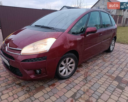 Красный Ситроен С4 Пикассо, объемом двигателя 2 л и пробегом 290 тыс. км за 4200 $, фото 1 на Automoto.ua