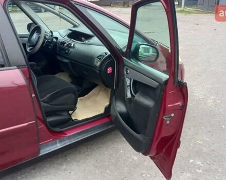 Красный Ситроен С4 Пикассо, объемом двигателя 2 л и пробегом 250 тыс. км за 5000 $, фото 13 на Automoto.ua