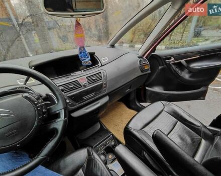 Червоний Сітроен С4 Пікассо, об'ємом двигуна 2 л та пробігом 300 тис. км за 4500 $, фото 8 на Automoto.ua