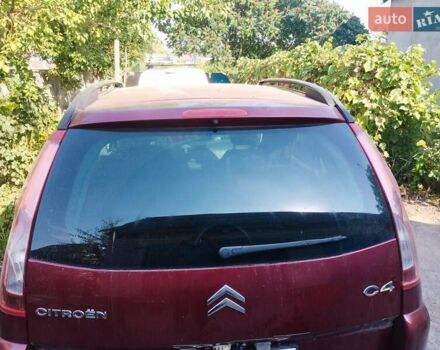 Красный Ситроен С4 Пикассо, объемом двигателя 0 л и пробегом 416 тыс. км за 4700 $, фото 3 на Automoto.ua