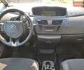 Красный Ситроен С4 Пикассо, объемом двигателя 1.56 л и пробегом 238 тыс. км за 5250 $, фото 26 на Automoto.ua