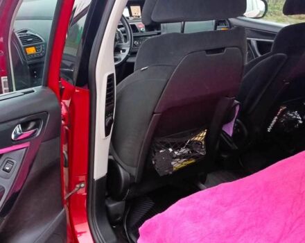 Червоний Сітроен С4 Пікассо, об'ємом двигуна 2 л та пробігом 222 тис. км за 6400 $, фото 9 на Automoto.ua