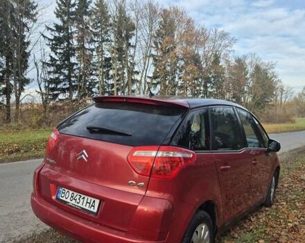 Красный Ситроен С4 Пикассо, объемом двигателя 1.6 л и пробегом 282 тыс. км за 4200 $, фото 4 на Automoto.ua