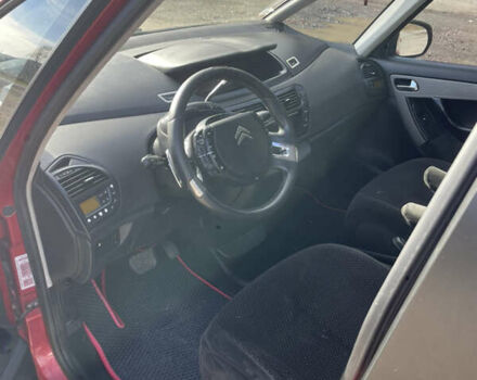 Красный Ситроен С4 Пикассо, объемом двигателя 1.6 л и пробегом 285 тыс. км за 7000 $, фото 14 на Automoto.ua