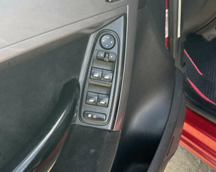 Красный Ситроен С4 Пикассо, объемом двигателя 1.6 л и пробегом 285 тыс. км за 7000 $, фото 15 на Automoto.ua