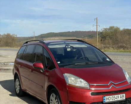 Красный Ситроен С4 Пикассо, объемом двигателя 1.6 л и пробегом 285 тыс. км за 7000 $, фото 2 на Automoto.ua