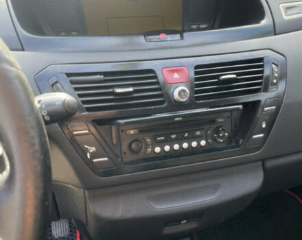 Красный Ситроен С4 Пикассо, объемом двигателя 1.6 л и пробегом 285 тыс. км за 7000 $, фото 18 на Automoto.ua