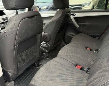 Красный Ситроен С4 Пикассо, объемом двигателя 2 л и пробегом 285 тыс. км за 4500 $, фото 14 на Automoto.ua