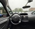 Червоний Сітроен С4 Пікассо, об'ємом двигуна 2 л та пробігом 280 тис. км за 4950 $, фото 6 на Automoto.ua