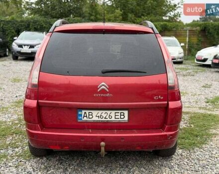 Красный Ситроен С4 Пикассо, объемом двигателя 2 л и пробегом 285 тыс. км за 4500 $, фото 3 на Automoto.ua