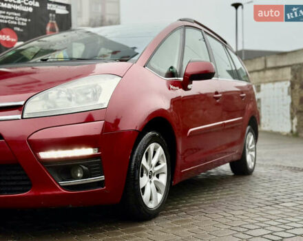 Червоний Сітроен С4 Пікассо, об'ємом двигуна 1.6 л та пробігом 241 тис. км за 5999 $, фото 8 на Automoto.ua