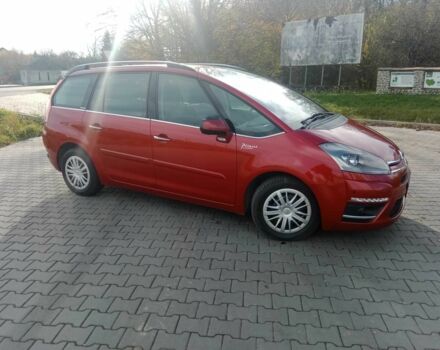 Червоний Сітроен С4 Пікассо, об'ємом двигуна 2 л та пробігом 300 тис. км за 8500 $, фото 3 на Automoto.ua