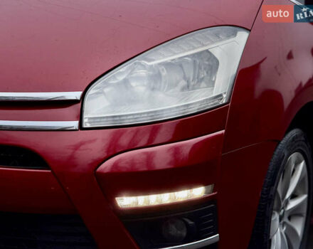 Червоний Сітроен С4 Пікассо, об'ємом двигуна 1.6 л та пробігом 241 тис. км за 5999 $, фото 34 на Automoto.ua