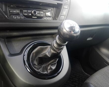 Червоний Сітроен С4 Пікассо, об'ємом двигуна 2 л та пробігом 300 тис. км за 8500 $, фото 22 на Automoto.ua