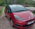 Красный Ситроен С4 Пикассо, объемом двигателя 1.6 л и пробегом 230 тыс. км за 5508 $, фото 1 на Automoto.ua