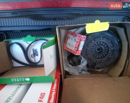 Красный Ситроен С4 Пикассо, объемом двигателя 1.56 л и пробегом 230 тыс. км за 11400 $, фото 2 на Automoto.ua