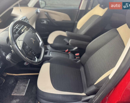 Красный Ситроен С4 Пикассо, объемом двигателя 1.56 л и пробегом 230 тыс. км за 11400 $, фото 37 на Automoto.ua