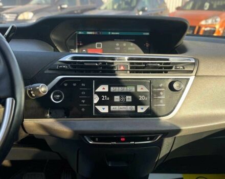 Червоний Сітроен С4 Пікассо, об'ємом двигуна 1.6 л та пробігом 198 тис. км за 9990 $, фото 20 на Automoto.ua