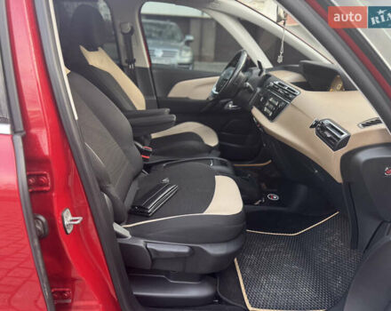 Красный Ситроен С4 Пикассо, объемом двигателя 1.56 л и пробегом 230 тыс. км за 11400 $, фото 40 на Automoto.ua