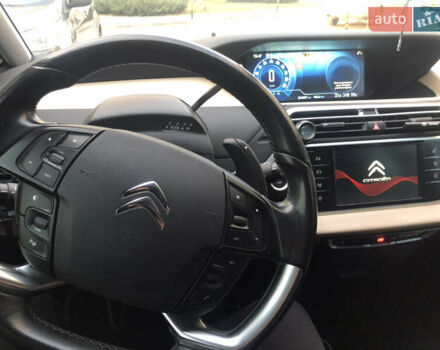 Красный Ситроен С4 Пикассо, объемом двигателя 1.56 л и пробегом 230 тыс. км за 11400 $, фото 61 на Automoto.ua