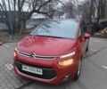 Красный Ситроен С4 Пикассо, объемом двигателя 1.56 л и пробегом 155 тыс. км за 13500 $, фото 1 на Automoto.ua