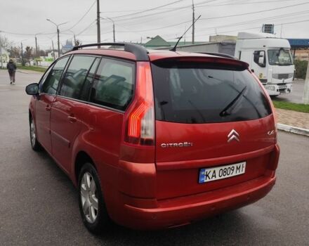 Красный Ситроен С4 Пикассо, объемом двигателя 2 л и пробегом 270 тыс. км за 4700 $, фото 3 на Automoto.ua