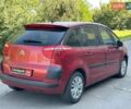 Красный Ситроен С4 Пикассо, объемом двигателя 1.6 л и пробегом 291 тыс. км за 4990 $, фото 4 на Automoto.ua