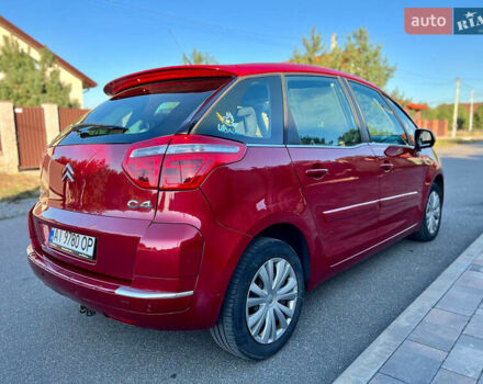 Ситроен С4 Пикассо 2009 в Боярка на Automoto.ua Красный Ситроен С4 Пикассо, объемом двигателя 1.6 л и пробегом 155 тыс. км за 6300 $, фото 6 на Automoto.ua