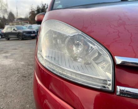Красный Ситроен С4 Пикассо, объемом двигателя 1.6 л и пробегом 230 тыс. км за 6490 $, фото 5 на Automoto.ua